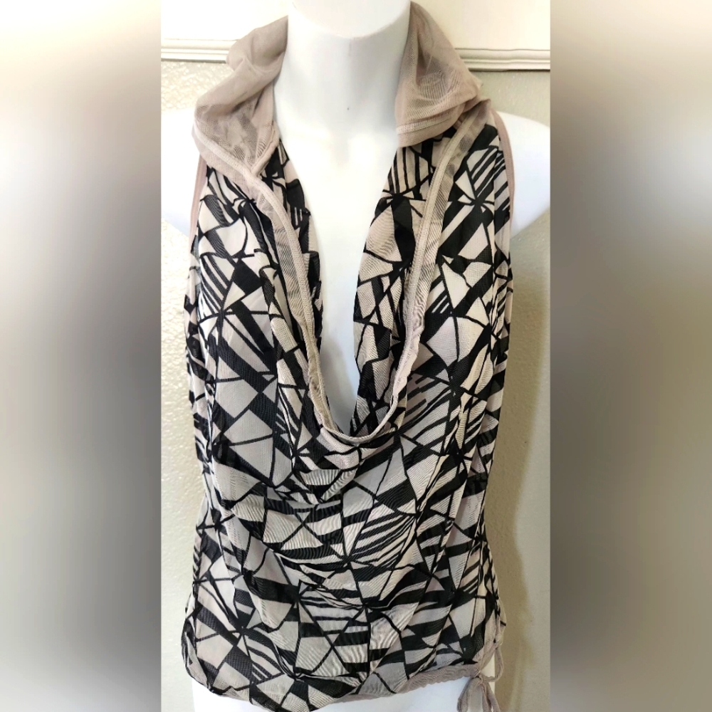 Zumba Fitness Geo Dreamer Mesh Top